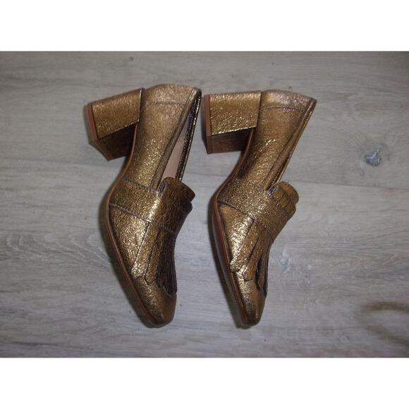 Cole Haan GOLD HEELED LOAFERS w/ Tassel Womens Size 7.5 - Picture 3 of 5